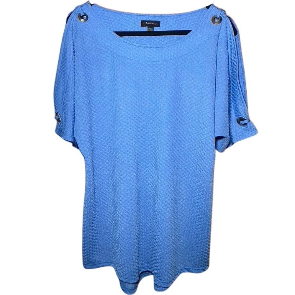 Cocomo Light Blue Blouse - Women's Medium